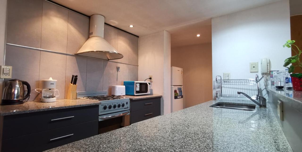 Belgrano Apartment Con Cochera Mendoza Luaran gambar