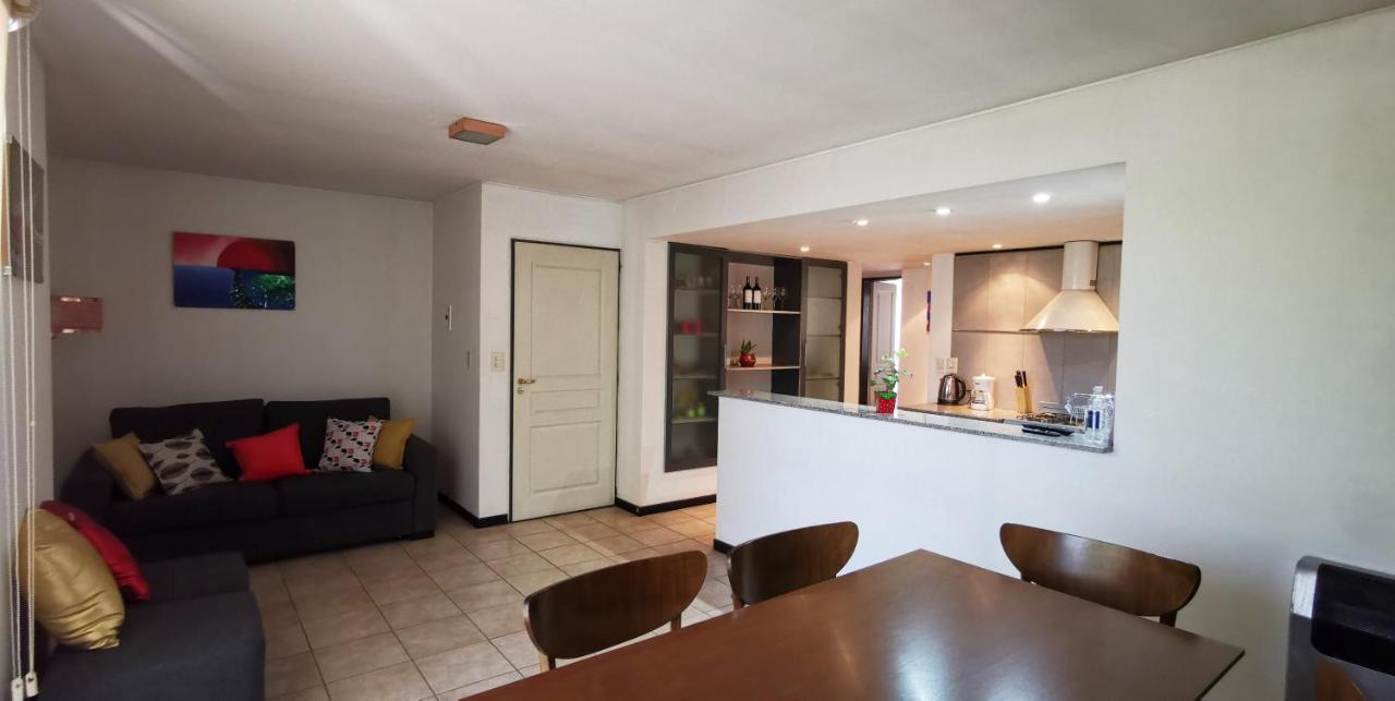 Belgrano Apartment Con Cochera Mendoza Luaran gambar